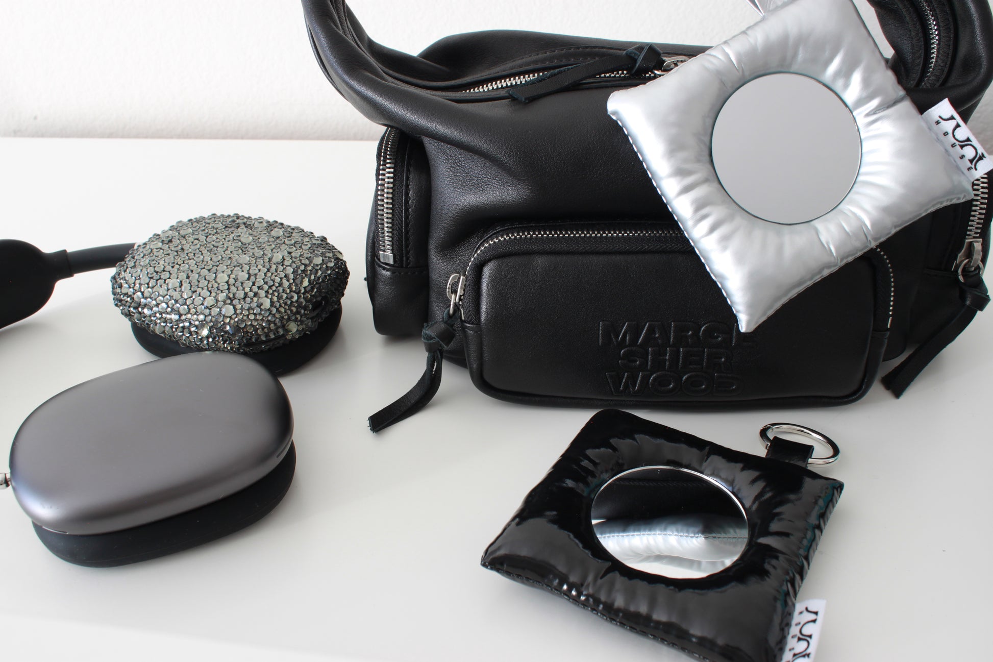 POCKET 01 MIRROR KEYCHAIN